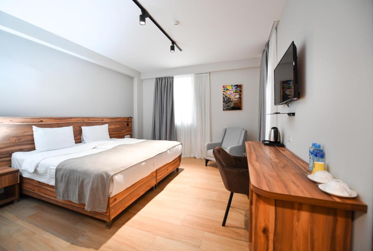 Address Boutique Hotel Тбилиси Экстерьер фото