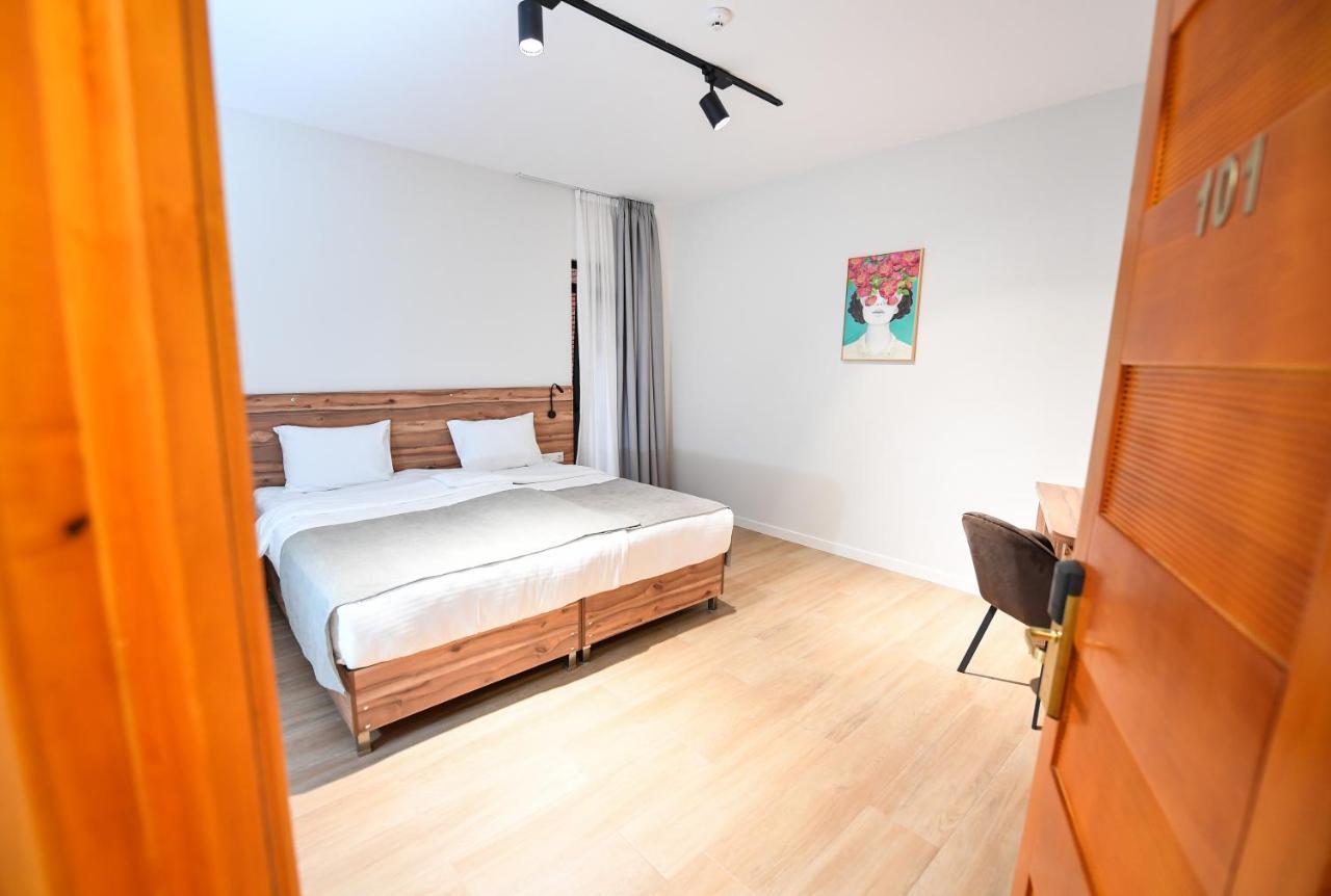 Address Boutique Hotel Тбилиси Экстерьер фото